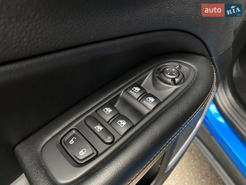 Внедорожник / Кроссовер Jeep Compass 2018 в Киеве