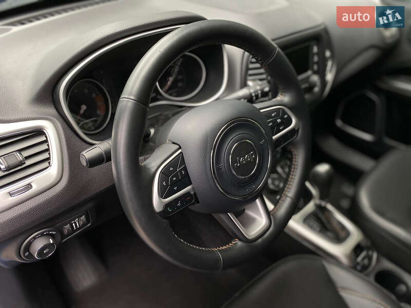 Внедорожник / Кроссовер Jeep Compass 2018 в Киеве
