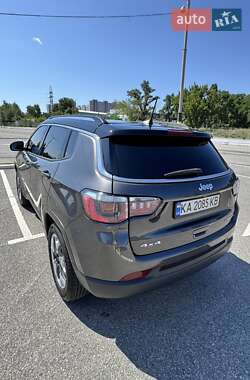 Внедорожник / Кроссовер Jeep Compass 2019 в 