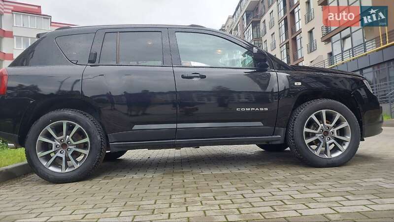Внедорожник / Кроссовер Jeep Compass 2013 в Львове