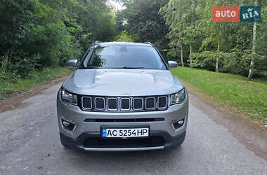 Позашляховик / Кросовер Jeep Compass 2017 в Нововолинську