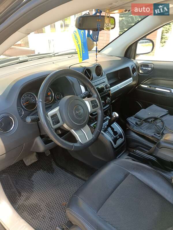 Внедорожник / Кроссовер Jeep Compass 2016 в Светловодске фото 5 Внедорожник / Кроссовер Jeep Compass 2016 в Светловодске