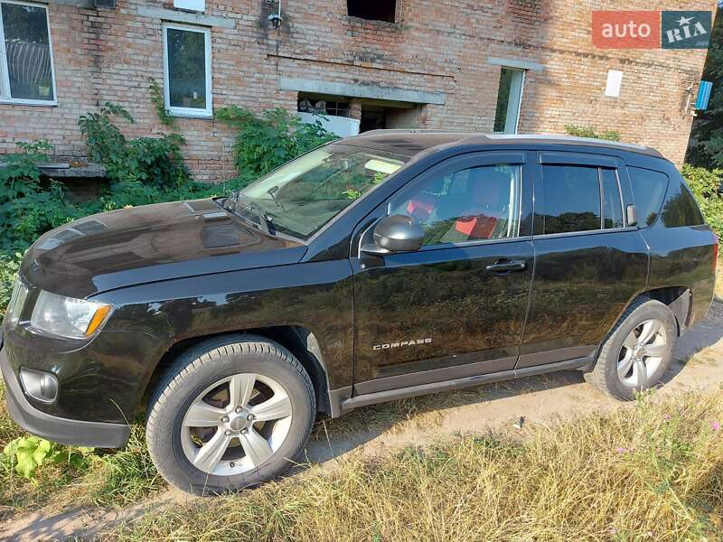 Внедорожник / Кроссовер Jeep Compass 2015 в Звенигородке