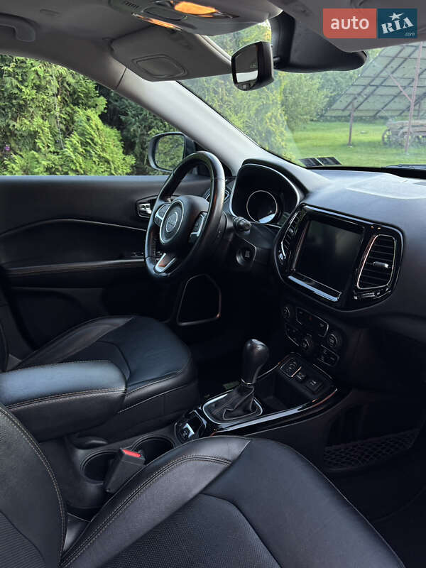 Внедорожник / Кроссовер Jeep Compass 2019 в Ромнах