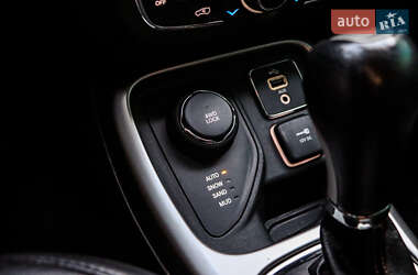Внедорожник / Кроссовер Jeep Compass 2018 в 