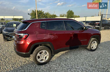 Внедорожник / Кроссовер Jeep Compass 2022 в 