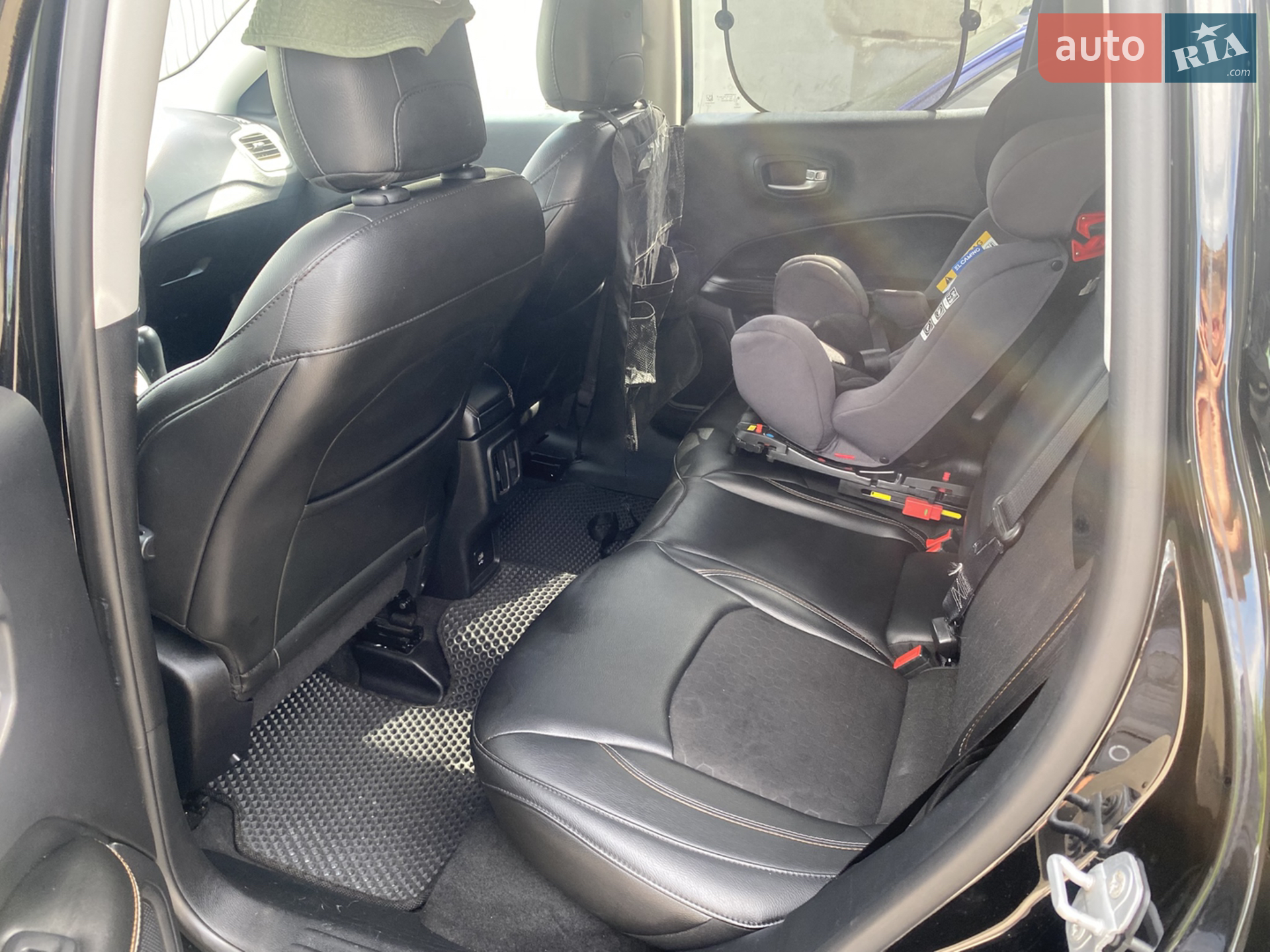 2017 Jeep Compass - мініатюра 6