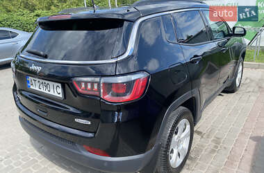 Внедорожник / Кроссовер Jeep Compass 2017 в 
