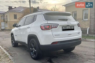 Внедорожник / Кроссовер Jeep Compass 2019 в 