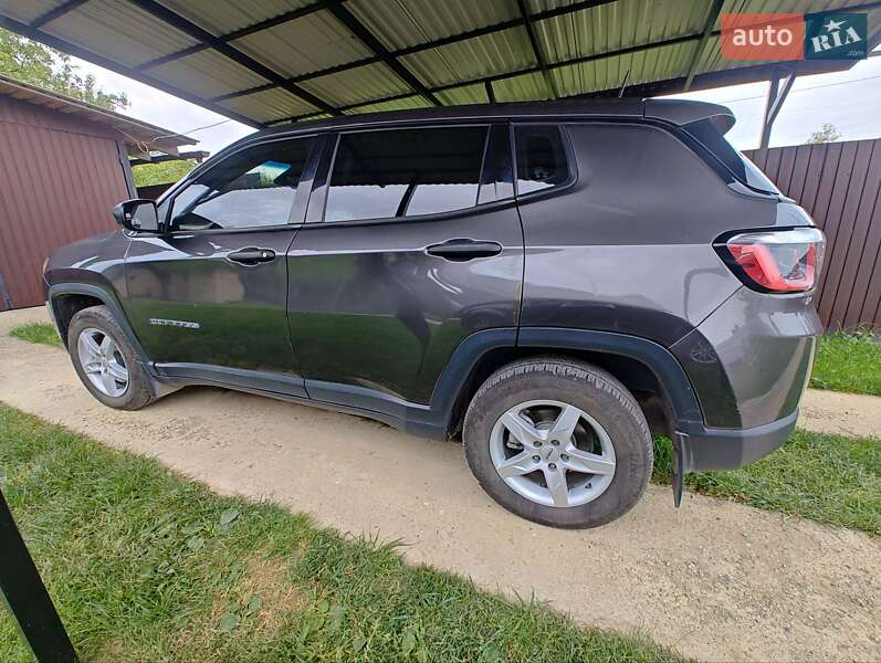 Позашляховик / Кросовер Jeep Compass 2018 в Долині фото 6 Позашляховик / Кросовер Jeep Compass 2018 в Долині