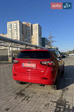 Внедорожник / Кроссовер Jeep Compass 2022 в 
