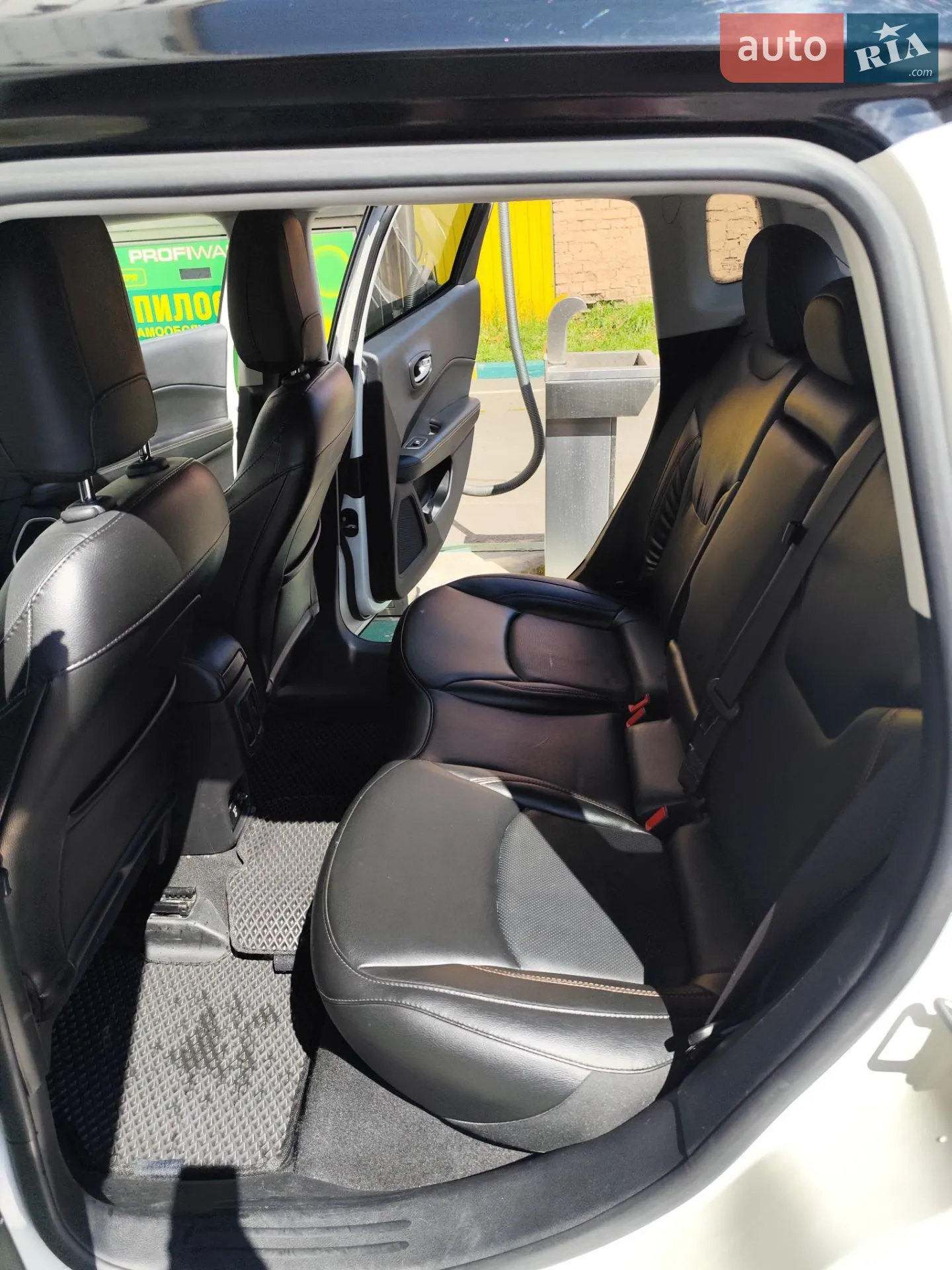 2020 Jeep Compass - мініатюра 14