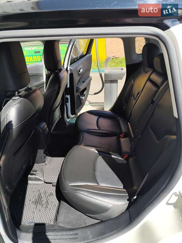 Внедорожник / Кроссовер Jeep Compass 2020 в Киеве