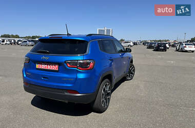 Внедорожник / Кроссовер Jeep Compass 2017 в 