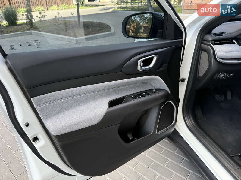 Внедорожник / Кроссовер Jeep Compass 2024 в Полтаве