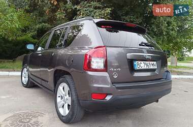 Внедорожник / Кроссовер Jeep Compass 2016 в 