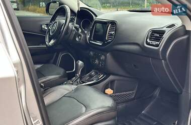 Внедорожник / Кроссовер Jeep Compass 2020 в 