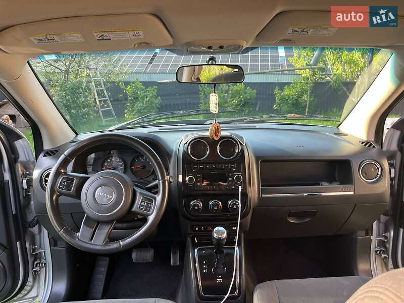 Внедорожник / Кроссовер Jeep Compass 2011 в Черновцах