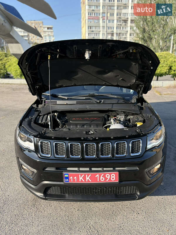 Внедорожник / Кроссовер Jeep Compass 2018 в Днепре