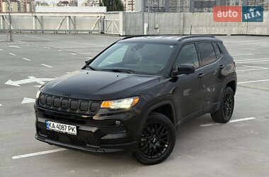 Внедорожник / Кроссовер Jeep Compass 2022 в Киеве