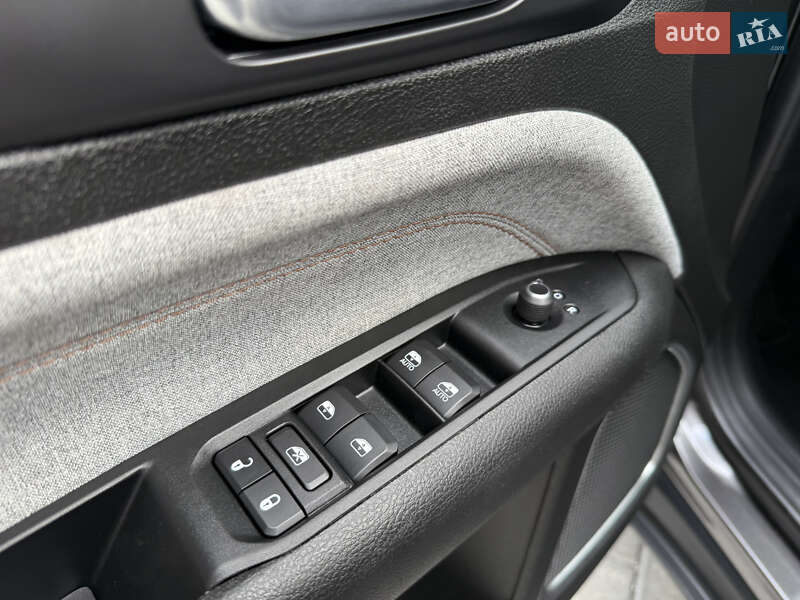 Позашляховик / Кросовер Jeep Compass 2022 в Полтаві фото 39 Позашляховик / Кросовер Jeep Compass 2022 в Полтаві