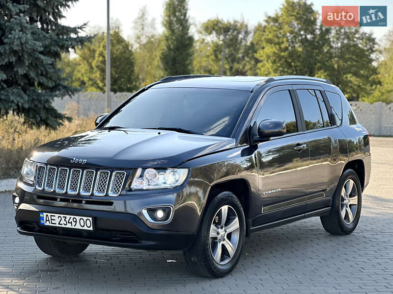 Внедорожник / Кроссовер Jeep Compass 2016 в Павлограде