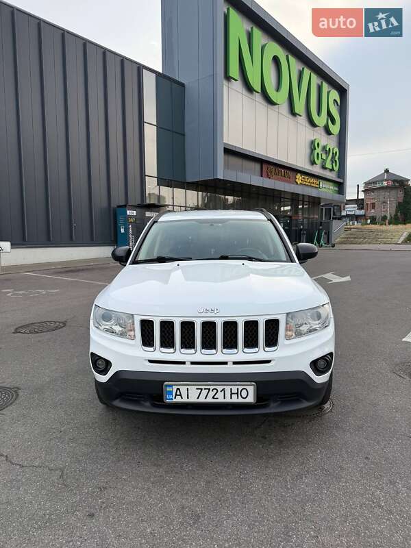 Внедорожник / Кроссовер Jeep Compass 2011 в Белой Церкви