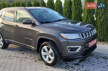 Внедорожник / Кроссовер Jeep Compass 2019 в 