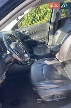 Внедорожник / Кроссовер Jeep Compass 2019 в 