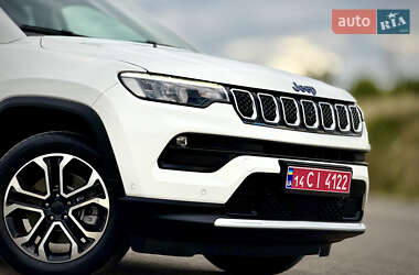 Внедорожник / Кроссовер Jeep Compass 2021 в 