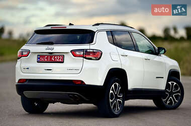 Внедорожник / Кроссовер Jeep Compass 2021 в 