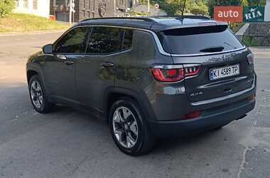 Внедорожник / Кроссовер Jeep Compass 2018 в 
