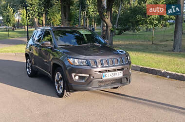 Внедорожник / Кроссовер Jeep Compass 2018 в 