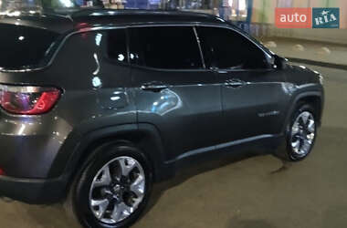Внедорожник / Кроссовер Jeep Compass 2018 в 