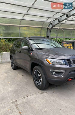 Внедорожник / Кроссовер Jeep Compass 2019 в 