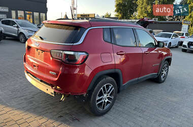 Внедорожник / Кроссовер Jeep Compass 2018 в 