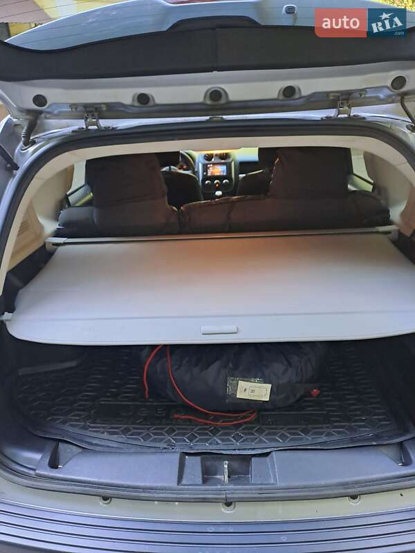 Внедорожник / Кроссовер Jeep Compass 2015 в Киеве