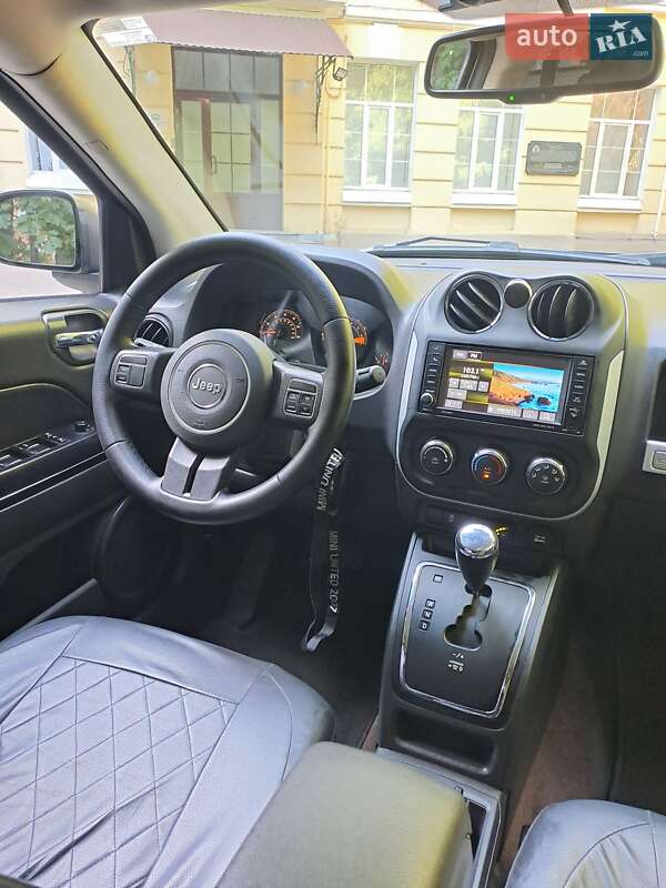 Внедорожник / Кроссовер Jeep Compass 2015 в Киеве