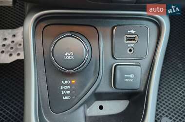 Внедорожник / Кроссовер Jeep Compass 2018 в 