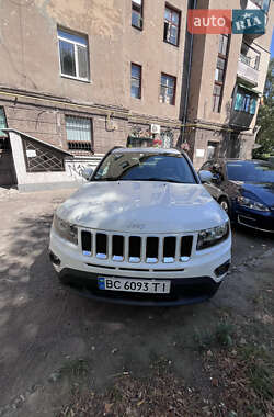 Внедорожник / Кроссовер Jeep Compass 2016 в Запорожье