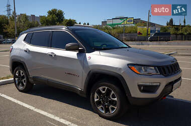 Внедорожник / Кроссовер Jeep Compass 2017 в 