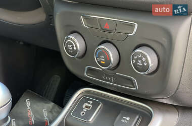 Внедорожник / Кроссовер Jeep Compass 2017 в 