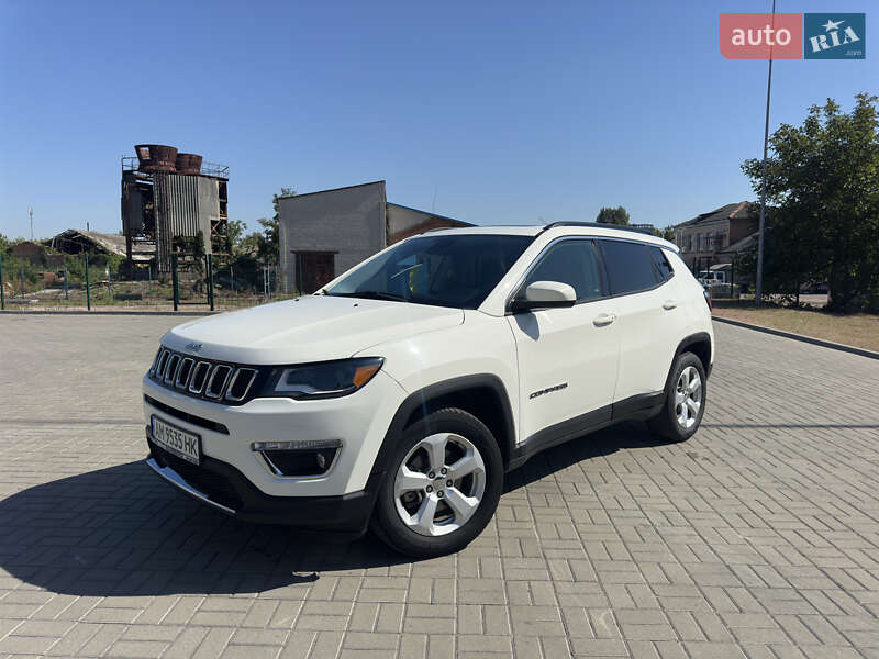 Внедорожник / Кроссовер Jeep Compass 2017 в 