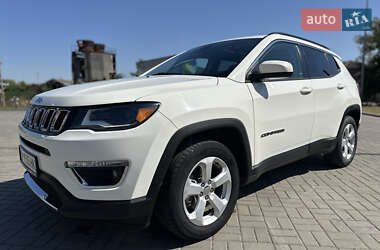 Внедорожник / Кроссовер Jeep Compass 2017 в 