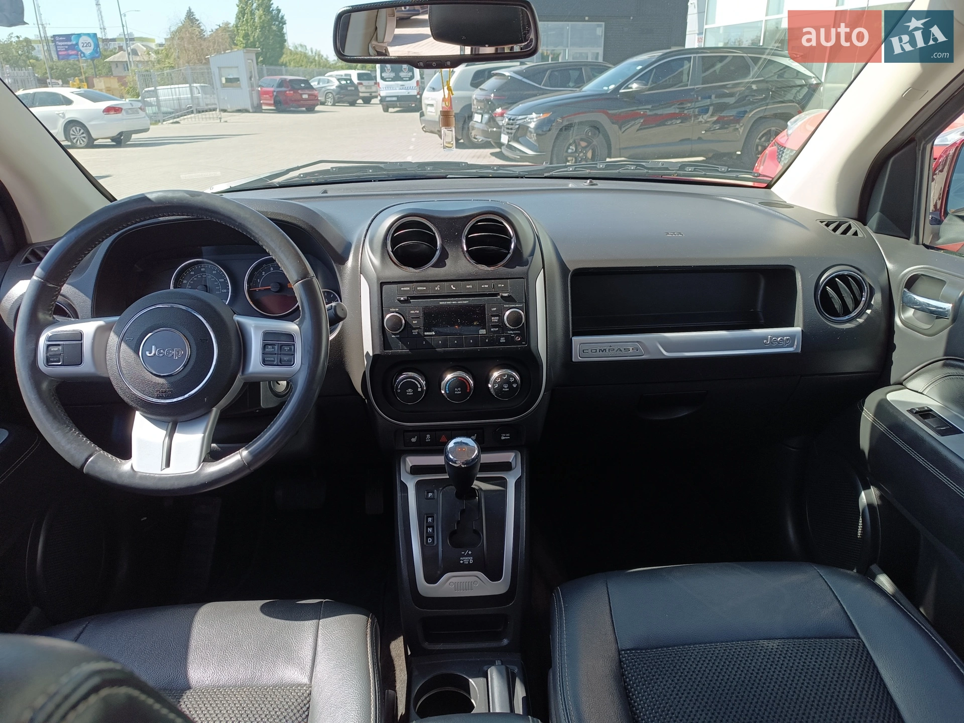 2016 Jeep Compass - мініатюра 12
