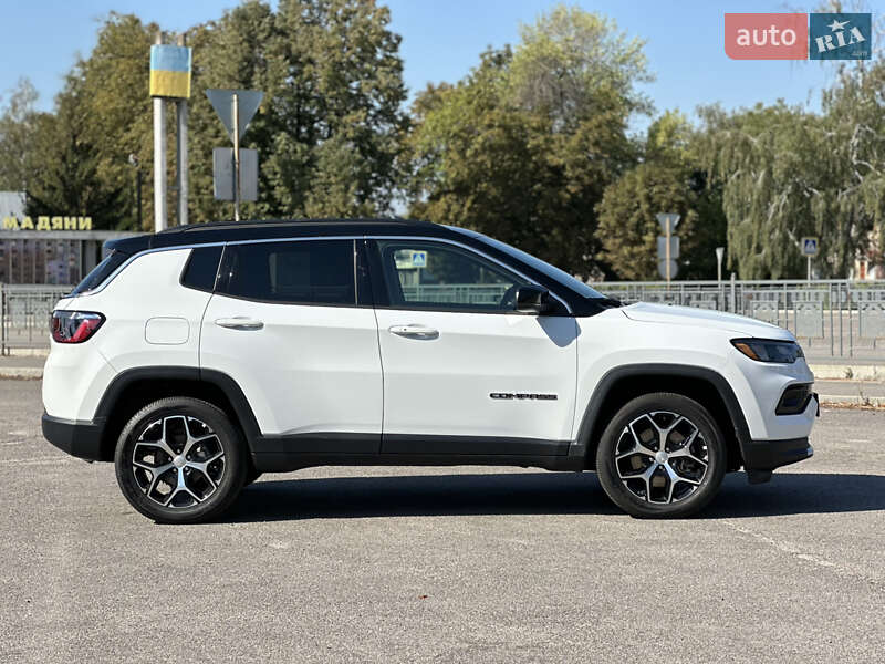 Внедорожник / Кроссовер Jeep Compass 2024 в Первомайске