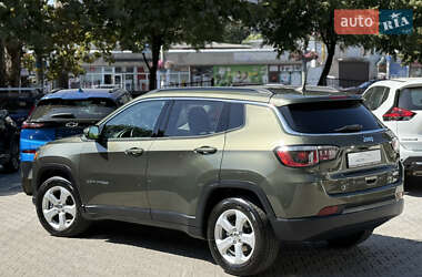 Внедорожник / Кроссовер Jeep Compass 2018 в 