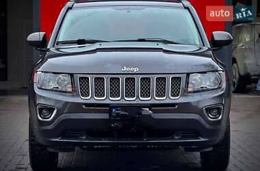 Внедорожник / Кроссовер Jeep Compass 2015 в 