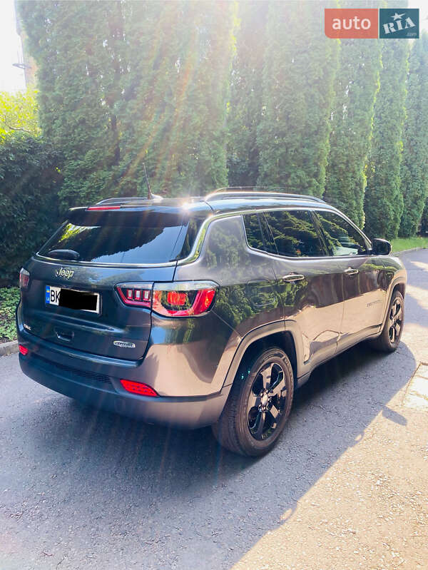 Внедорожник / Кроссовер Jeep Compass 2020 в Ровно