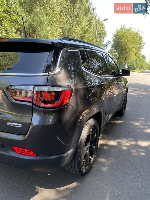 Внедорожник / Кроссовер Jeep Compass 2020 в Ровно